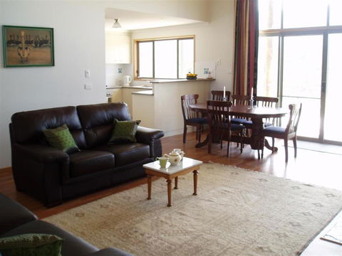 Hawksview At Mafeking - Accommodation Kalgoorlie 4