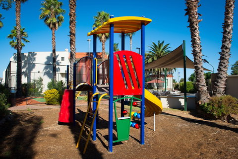 Capri Waters Country Club - Accommodation Kalgoorlie 0