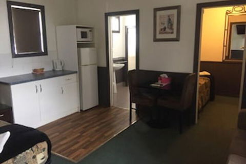 The Esplanade Motel - Accommodation Kalgoorlie 6