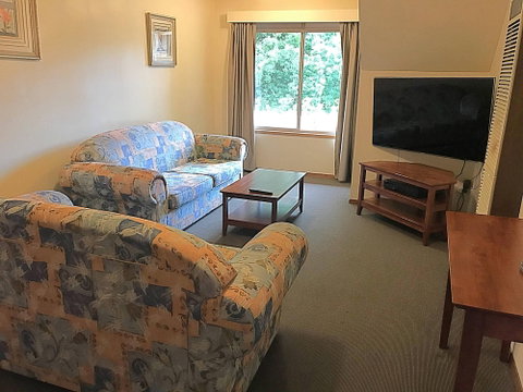 AAt 28 Goldsmith Motel - Accommodation Kalgoorlie 3