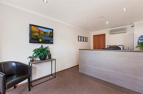 AAt 28 Goldsmith Motel - Accommodation Kalgoorlie 2