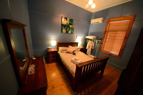 Emaroo Cottages Broken Hill - Accommodation Kalgoorlie 2