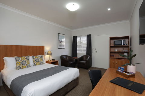 Cadman Motor Inn & Apartments - Accommodation Kalgoorlie 2