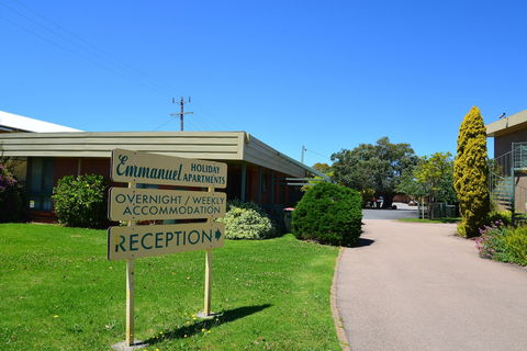 Emmanuel Holiday Apartments - Accommodation Kalgoorlie 3