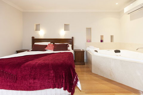 Aurora Manor Rooms - Accommodation Kalgoorlie 4
