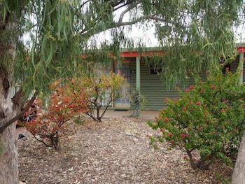 Lightning Ridge Outback Resort & Caravan Park - Accommodation Kalgoorlie 0