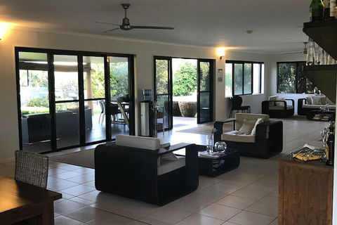 Crystalbrook Lodge - Accommodation Kalgoorlie 2