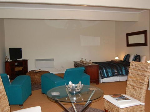 Ocean Beach House - Accommodation Kalgoorlie 2