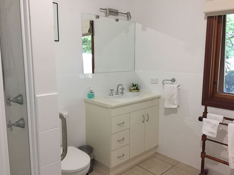 Clarevale Cottage B&B - Accommodation Kalgoorlie 3