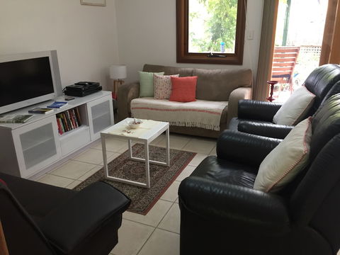 Clarevale Cottage B&B - Accommodation Kalgoorlie 2
