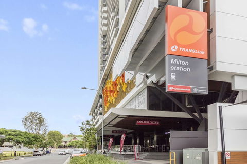 The Milton Brisbane - Accommodation Kalgoorlie 3