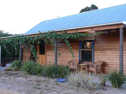 Candlebark Retreat - Accommodation Kalgoorlie 1
