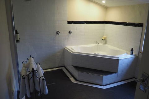 Cobblers Cottage B & B Accommodation - Accommodation Kalgoorlie 5