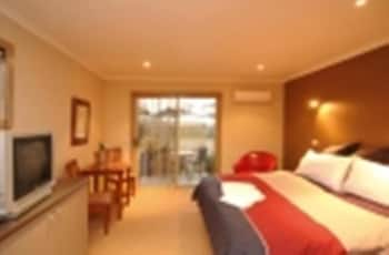 Motel Strahan - Accommodation Kalgoorlie 0