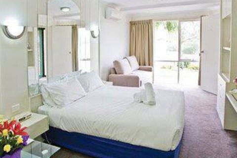 Nepean Country Club & Day Spa - Accommodation Kalgoorlie 0
