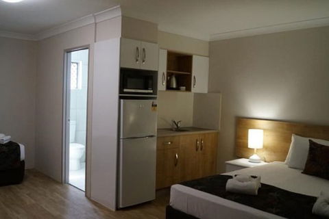 Castle Crest Motel - Accommodation Kalgoorlie 4