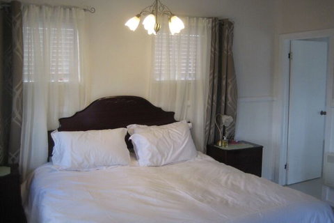 Glen Aplin Gardens B&B - Accommodation Kalgoorlie 7