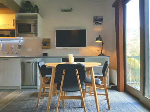 CHILL OUT At THREDBO - Accommodation Kalgoorlie 3