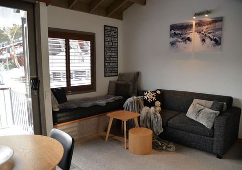 CHILL OUT At THREDBO - Accommodation Kalgoorlie 6