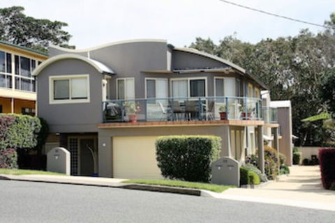Seafaring At Fingal Bay - Accommodation Kalgoorlie 0