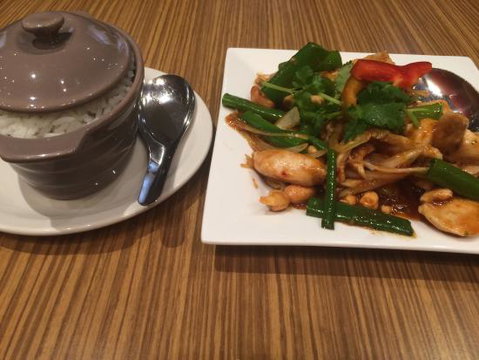 Sattahip Thai Restaurant - Accommodation Kalgoorlie 0