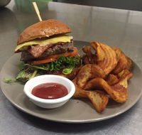 colin's place Eltham - Accommodation Kalgoorlie