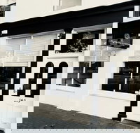 Myrtle Bar  Kitchen - Accommodation Kalgoorlie