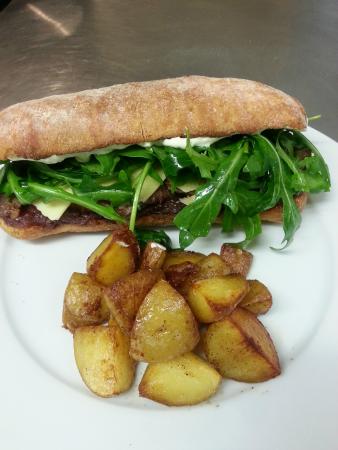 Lilette - Accommodation Kalgoorlie 0