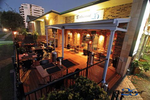 Restaurant 26 - Accommodation Kalgoorlie 1