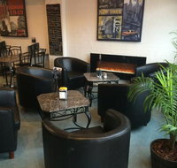 SKYES Cafe  Courtyard - Accommodation Kalgoorlie