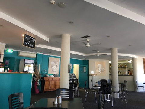 Tides Cafe & Restaurant - Accommodation Kalgoorlie 0