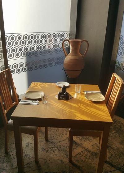 Antiquity Greek Restaurant - Accommodation Kalgoorlie 3