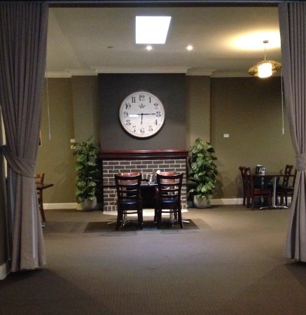 The Dining Room At The Imperial Hotel - Accommodation Kalgoorlie 0