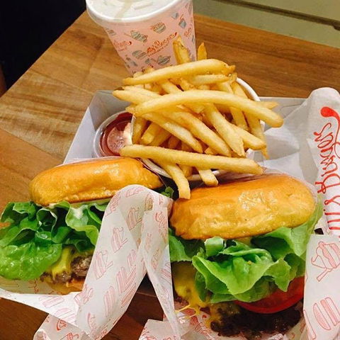 Betty's Burgers & Concrete Co. - Broadbeach - Accommodation Kalgoorlie 0