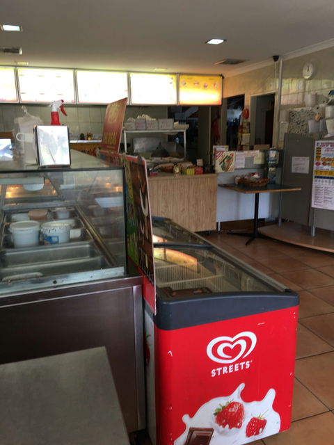 Fish & Treat - Accommodation Kalgoorlie 0