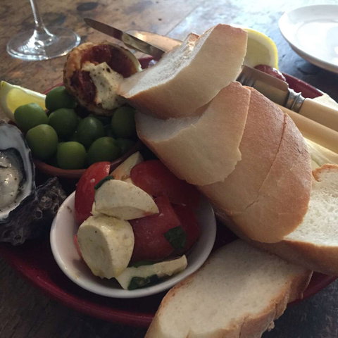 Juanita's - Accommodation Kalgoorlie 0