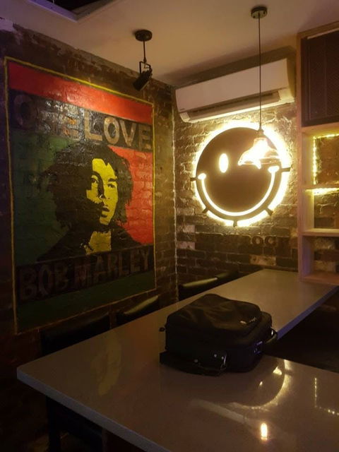 Old School Bar & Cafe - Accommodation Kalgoorlie 0