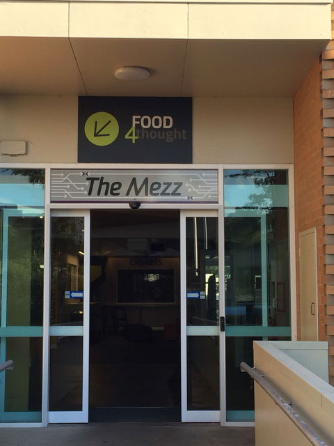 Food 4 Thought - Accommodation Kalgoorlie 0