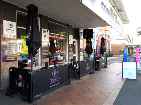Helen's Coffee Lounge - Accommodation Kalgoorlie 2