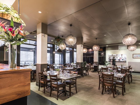 Southern Stones And Bar Grill - Accommodation Kalgoorlie 1