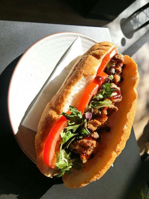 X WORD - Accommodation Kalgoorlie 0