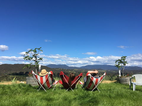 Red Feet Wines - Accommodation Kalgoorlie 0