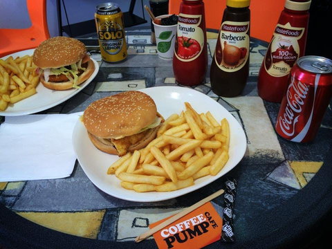 Coffee Pump - Accommodation Kalgoorlie 0