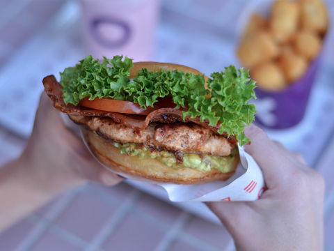 Mookie Burger - Accommodation Kalgoorlie 1