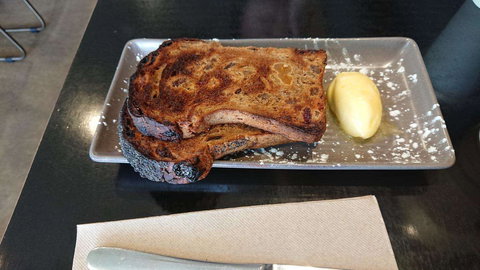 Beaus - Accommodation Kalgoorlie 0