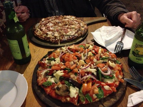 Morpeth Woodfire Pizza And Indian Delicacies - Accommodation Kalgoorlie 1