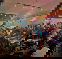 Token Arcade  Kitchen - Accommodation Kalgoorlie