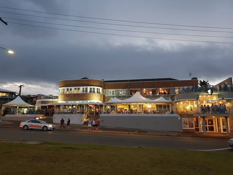 The Beach Hotel, Merewether - Accommodation Kalgoorlie 0
