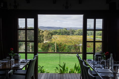 Black Swan Winery And Restaurant - Accommodation Kalgoorlie 0