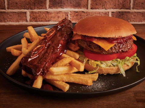 Rashays - Casual Dining - Belconnen - Accommodation Kalgoorlie 1